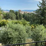 Podere Panthea Intera 6 Stanze, 5 Bagni * Contignano